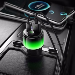 Must Hoco E166 Bluetooth-autosaatja 2 x USB-A ja USB-C pesaga ning QC 3.0 ja PD 42 W toega