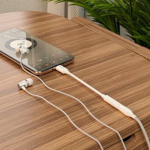 HOCO adapter USB Type-C (M) - AUX 3.5mm (F)