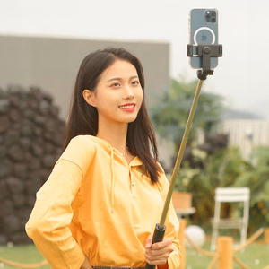 Selfipulk WHS1Y teleskoopstatiiv 1m telefonihoidikuga - must