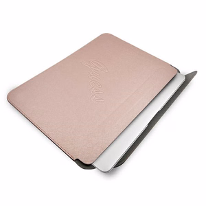 Guess Saffiano Script cover jaoks a 13" laptop - roosa