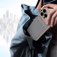 Blavec Akupank 10000mAh BJ-04 Slim 13,5mm - Type C - 22,5W magnetic Magsafe 3 in 1 (PBBJ04-MC10G) hall glass