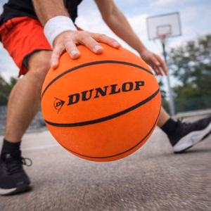 Dunlop 8 paneeliga välikorvpall, suurus 7, oranž