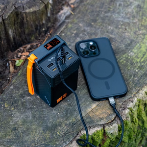 Blavec BJ-50 Tytan akupank, 50 000 mAh, 100 W, 3× USB-C + 3× USB-A (PBBJ50C), must