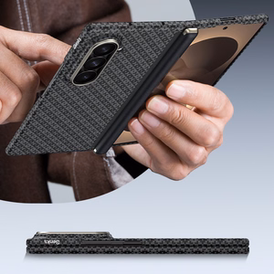 Benks Magnetic Armor Grid Air Grand Combo ümbris (C.K.FL.SA.BK.0051) Samsung Galaxy Z Fold 8 Ultra mudelile, must