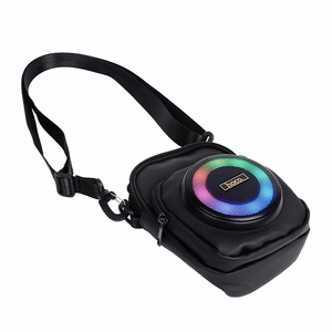 Bluetooth kõlar 8W 3h õlakoti kujuline 1,5L Hoco HC41 must