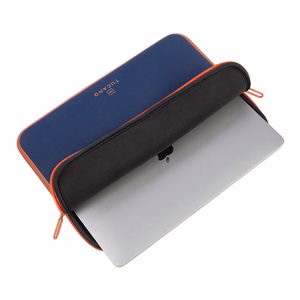 Sinine Tucano Elements 2 4 mm neopreenümbris MacBook Air 13-tollistele (2018–2024), MacBook Pro 13-tollistele (2016–2022) ja 12-tollistele sülearvutitele