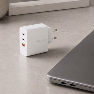 Blavec Wall charger BC-11 GaN - USB + 2xType C - QC PD 65W 3A with Type C to Type C cable (TCBC11G-U2CW653A) white