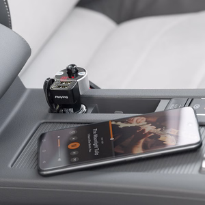 Auto FM-saatja Bluetooth-funktsiooniga (2 USB-pesa)