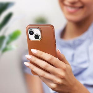 Dux Ducis Napoli iPhone 14 Plus magnetiline nahkümbris MagSafe Brown