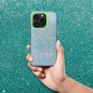 TUTTI FRUTTI Ümbris jaoks IPHONE 16 roheline