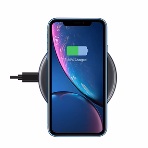 Crong PowerSpot Qi 15 W USB-C juhtmevaba laadija karastatud klaasist kattega, varjumust