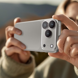 AmazingThing Full Lens Glass jaoks iPhone 17 Pro