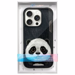 Nimmy Big Eyed Pet 2.0 Panda ümbris jaoks iPhone 16 Pro Max - must