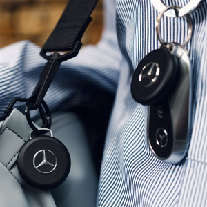 Chipolo LOOP Mercedes — перезаряжаемый Bluetooth-трекер с силиконовой петлей для iOS и Android, черный