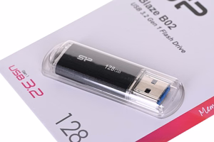 SILICON POWER Blaze B02 USB mälupulk 128 GB USB Type-A 3.2 Gen 1 (SP128GBUF3B02V1K) must