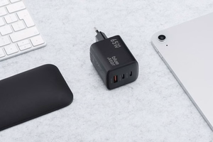 Phone charger sinine Star GaN 2 x USB C + USB A QC4.0 PD 4A 65W VT-43 must