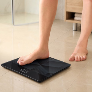 Wozinsky WAL-180 vannitoakaal kuni 180 kg – must