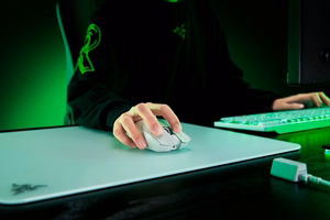Razer Viper V3 Pro mängu hiir parem käsi RF juhtmevaba + USB-C optiline 35000 DPI