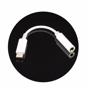Adapter AUX Lightning (male) to Jack 3,5 mm (female) BOX valge