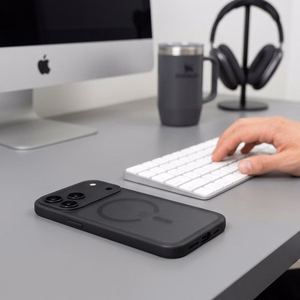 Tech-Protect Magmat MagSafe CC ümbris iPhone 18 Pro / 17 Pro jaoks, matt must