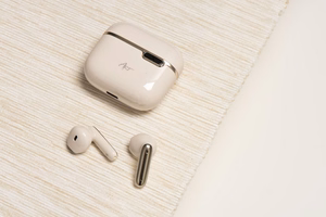 ART juhtmevaba kõrvaklapid bluetooth TWS + dokkimisjaam Type C AP-TW-B4W valge