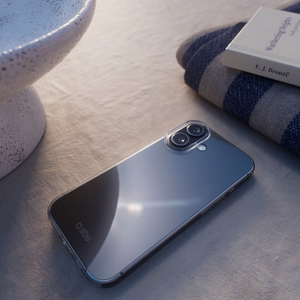 SBS Skinny ümbris iPhone 16 - läbipaistev