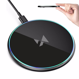 Wozinsky WLI-01Y 15W Qi Induktiivne Laadija koos USB-C Kaabel - must