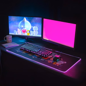 BT21 XXL mängulauamatt LED-valgustusega, 90 × 40 cm