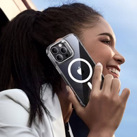 ESR Classic Hybrid Kickstand Halolock MagSafe Ümbris Set with Stand + Karastatud klaas jaoks iPhone 16 Pro - Clear