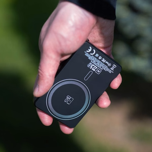 Blavec akupank 10000mAh BJ-03 Slim 13,5mm - Type C - 22,5W magnetiline Magsafe 3 in 1 (PBBJ03-MC10B) must alumiinium