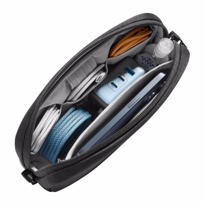 Tomtoc 1L Light-T12 tarvikute kott (must)