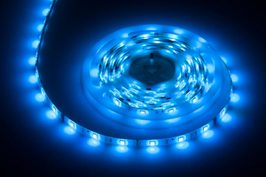 Lighting kit with 150-LED 5050 SMD strip, power supply and colour controller