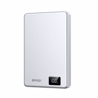 BWOO ultra-slim aluminium magnetic akupank P76 PD 20W 10000 mAh with digital display and USB-C port must