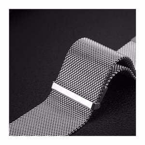 DUX DUCIS strap MILANESE stainless steel magnetic 47 mm silver