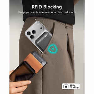 ESR Classic RFID-kaitsega MagSafe magnetiline telefoni kaarditasku koos toega – must