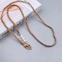 Phone pael G-04 pruun