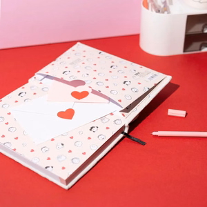 Snoopy Love Season A5 märkmik plüüskaanega