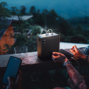 Wozinsky W8-B 100000mAh 30W akupank, 2xUSB-A, 2xUSB-C, taskulambiga, must