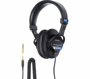 Sony MDR-7506 – suletud stuudiokõrvaklapid, mustad