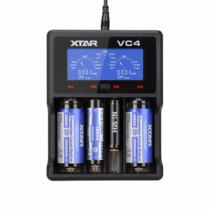 XTAR VC4 – USB-akulaadija, 4 pesa
