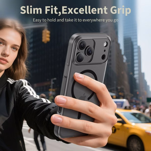 Tech-Protect MagSlim MagSafe Ümbris jaoks iPhone 17 Pro - Matt Must