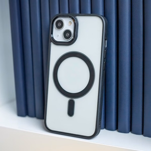 Чехол "MagCase Satin" для Apple iPhone 16 чёрный