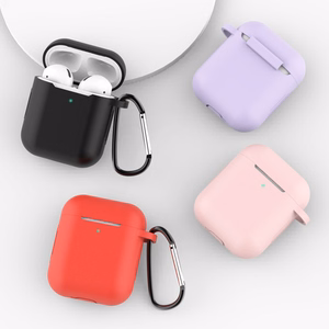 AirPods 2 / AirPods 1 silikoonist pehme ümbris kõrvaklappidele + võtmehoidja ripats sinine (ümbris D)