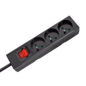 Rebel pikendusjuhe, 3 prantsuse tüüpi pistikupesa, 3 m, lülitiga, 3×1,5 mm, must