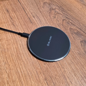 Blavec Induction charger BQI-06 Qi 15W UniCharge (BQI06-QIB) matte black