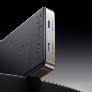 Joyroom JR-PBM08 Pro 22,5 W 10000 mAh akupank juhtmevaba laadimise ja 2 x USB-C-pordiga – titaan