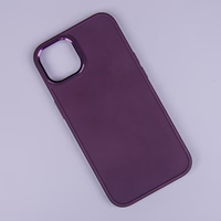 Satin ümbris for iPhone 16e / 17e burgundia