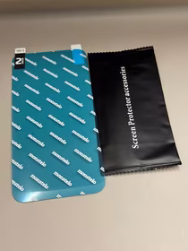 Hübriidklaas 9H MONSTELO jaoks iPhone 16 Pro Max + Paigalduskomplekt 10 tk.