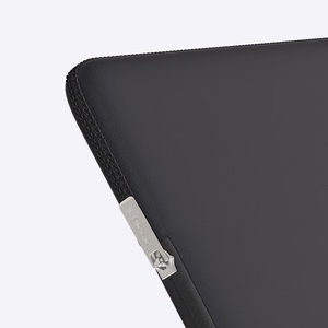 AmazingThing Minimal BasicBag sülearvutikott MacBook Neo 13" jaoks - must