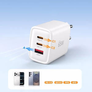 Tech-Protect NCA65W-GAN 3-portiline 65W seinalaadija - valge